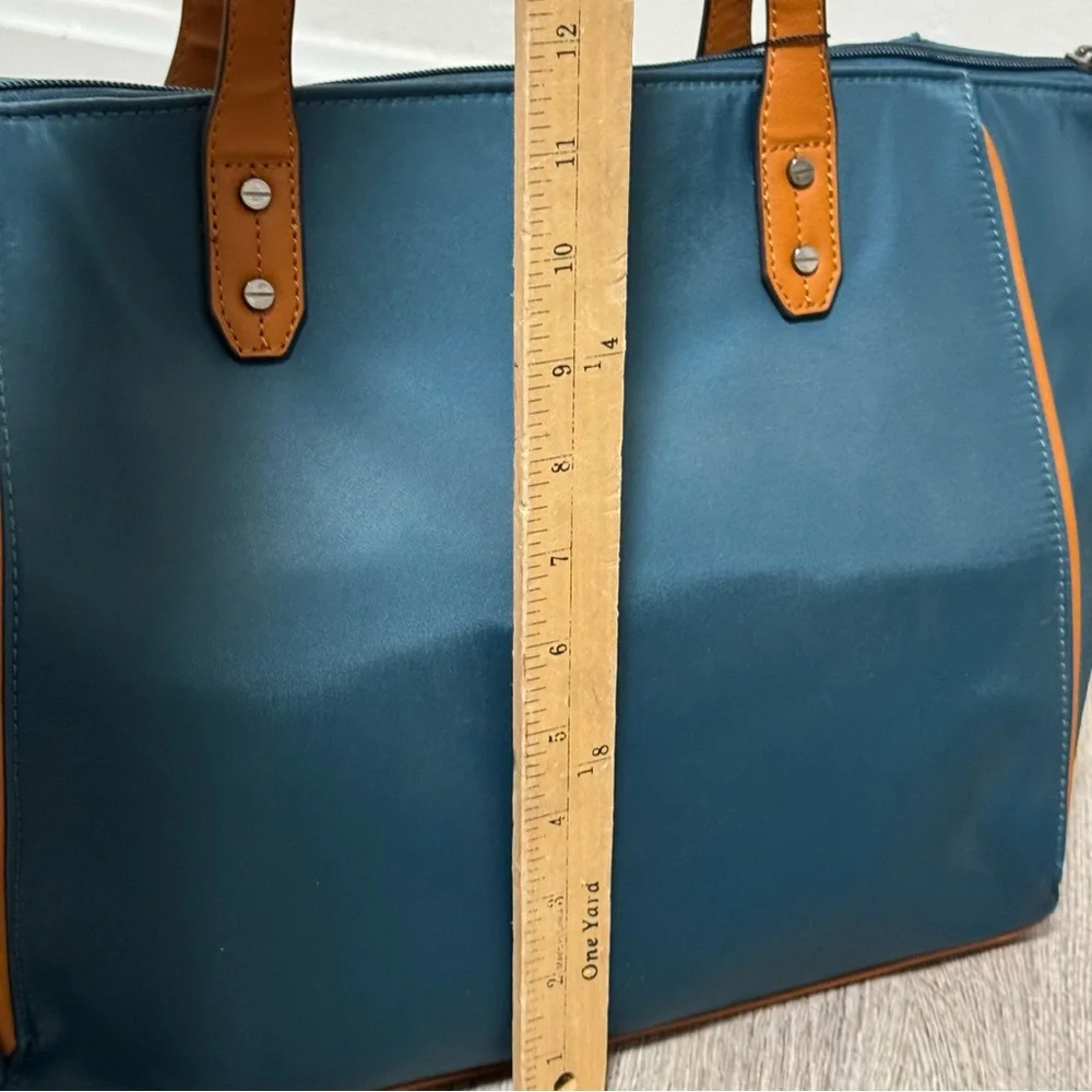 Adrienne Vittadini Nylon Tote blue green teal tan - Picture 9 of 11
